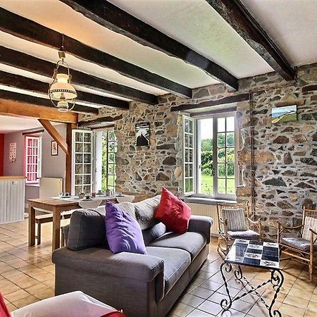 Holiday Home Le Gite De Kerneuil Gommenec'h ภายนอก รูปภาพ